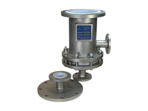 Filter housing for aggressive chemicals